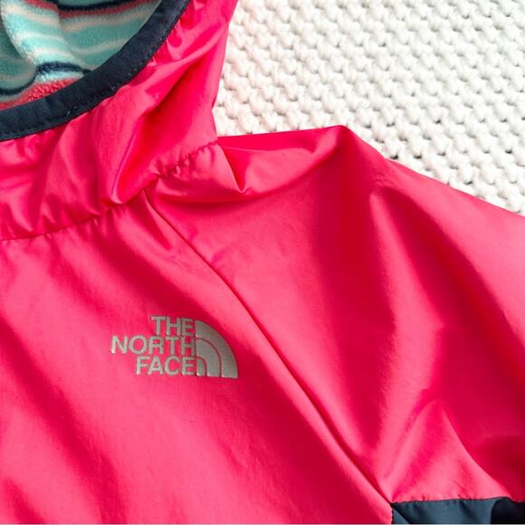 The North Face Atomic Pink Stripe Reversible Fleece Breezeway Hooded Jacket Baby - Picture 4 of 14
